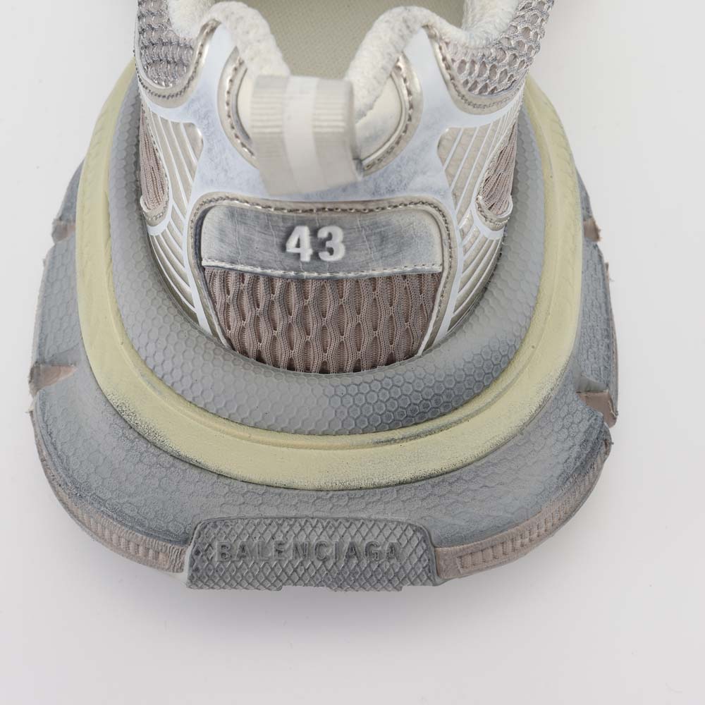 Balenciaga_UK9/EU43 RF123