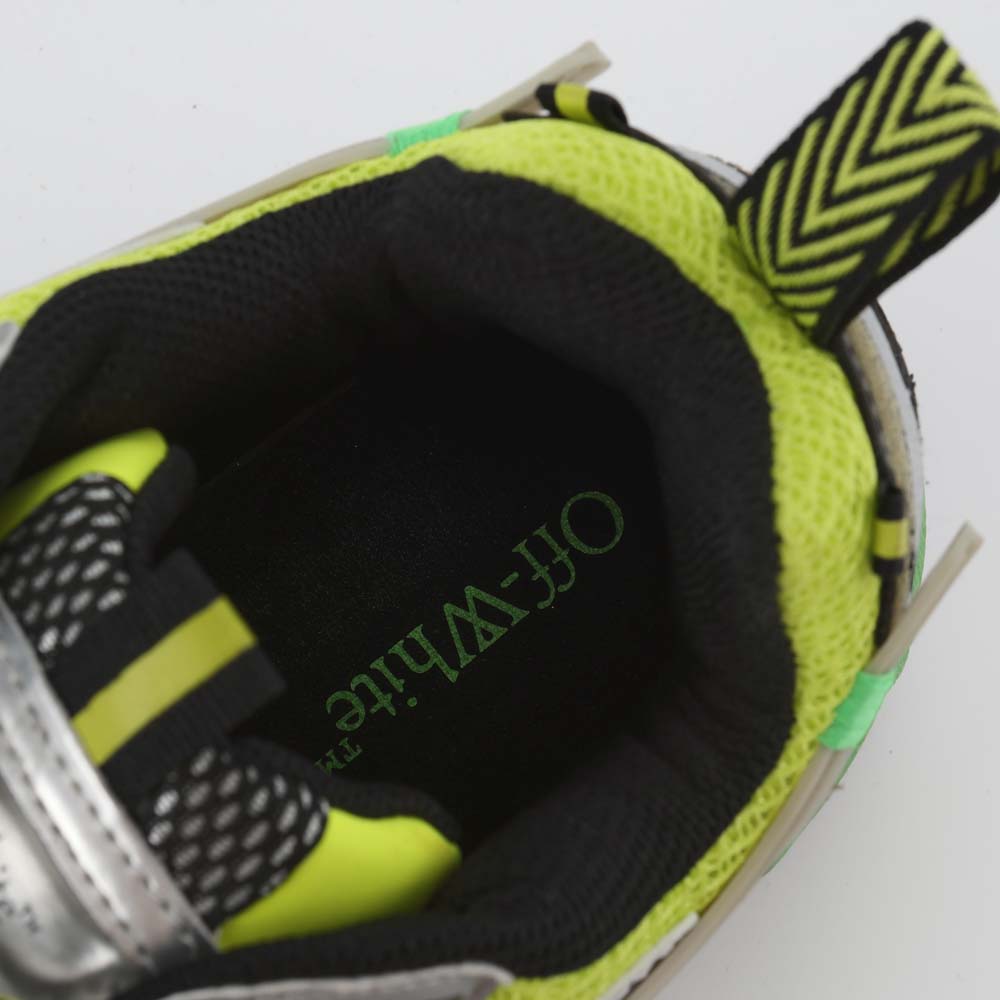 Offwhite_UK9.5/EU44 RF124