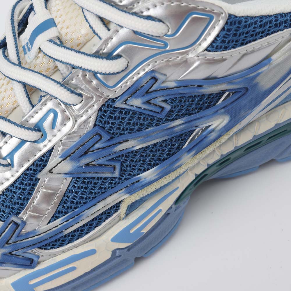 Offwhite_UK9.5/EU44 RF125